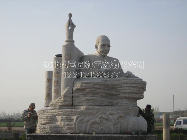 ����У�@�~��